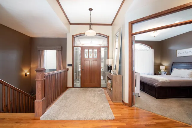 $619,900 | 610 East Rolling Hills Drive, Le Center, MN 56057