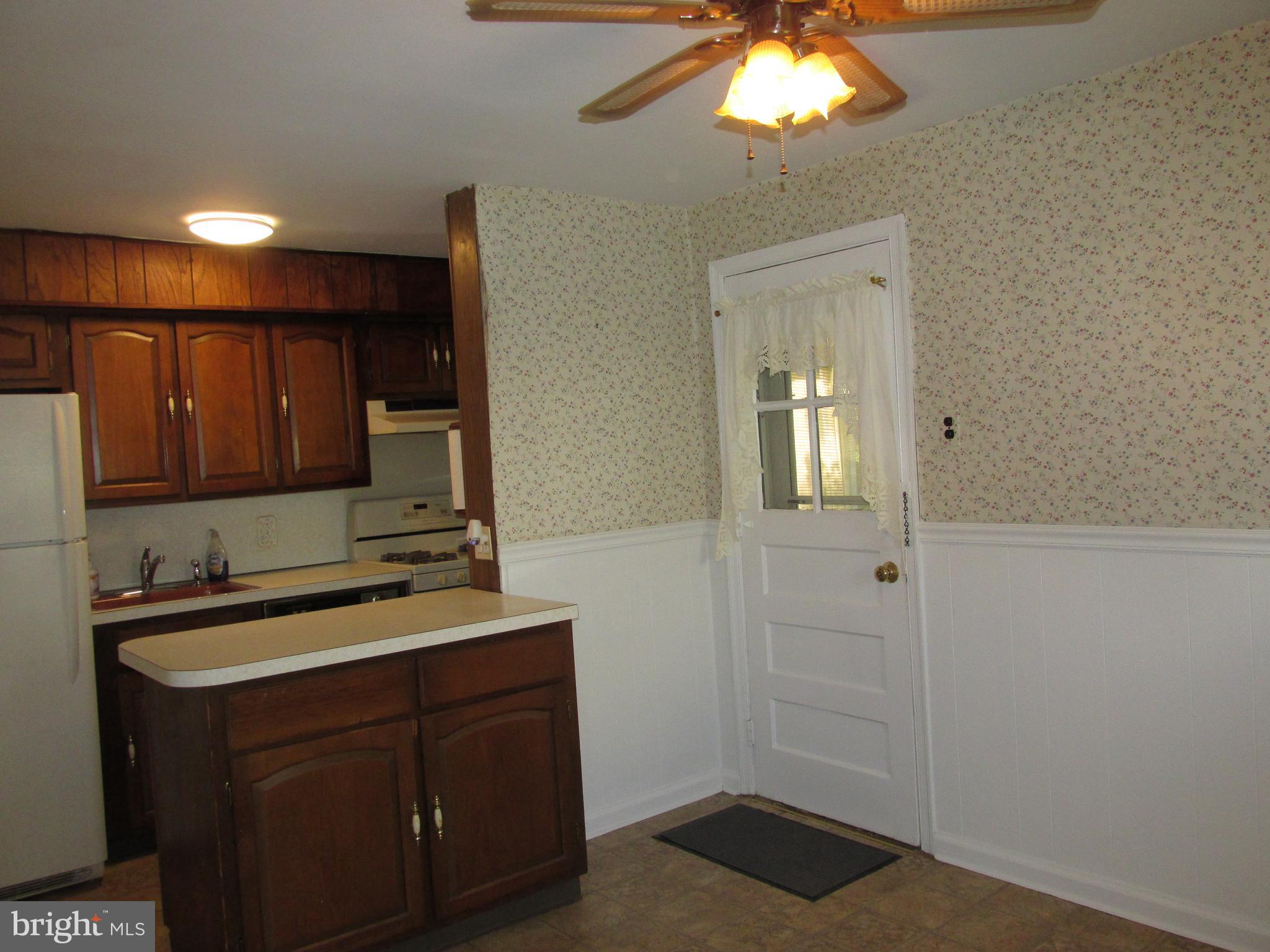 209 Lyster Road Oreland, PA 19075 - Photo 13 of 53 Gallery Image 13