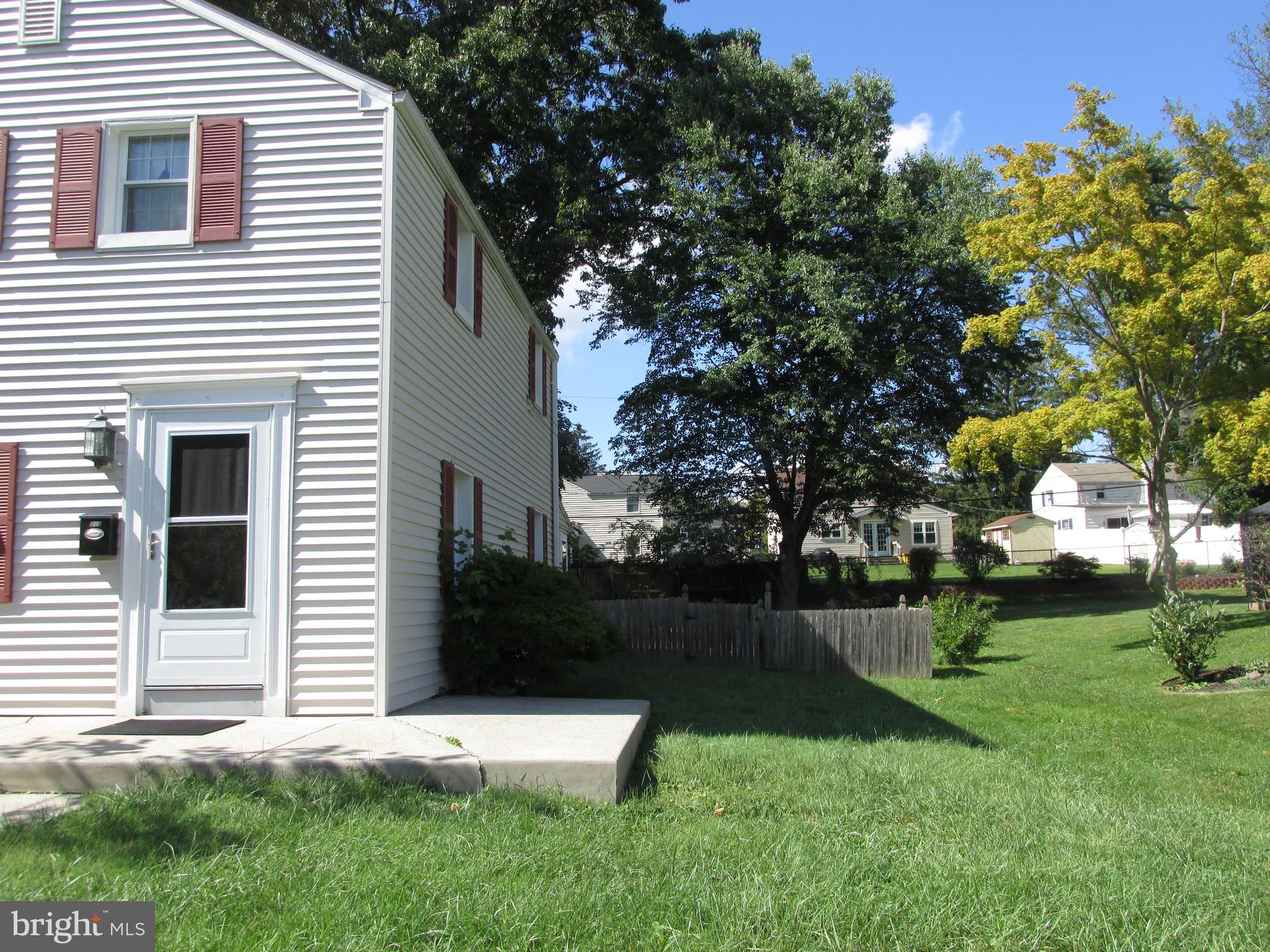 209 Lyster Road Oreland, PA 19075 - Photo 3 of 53 Gallery Image 3