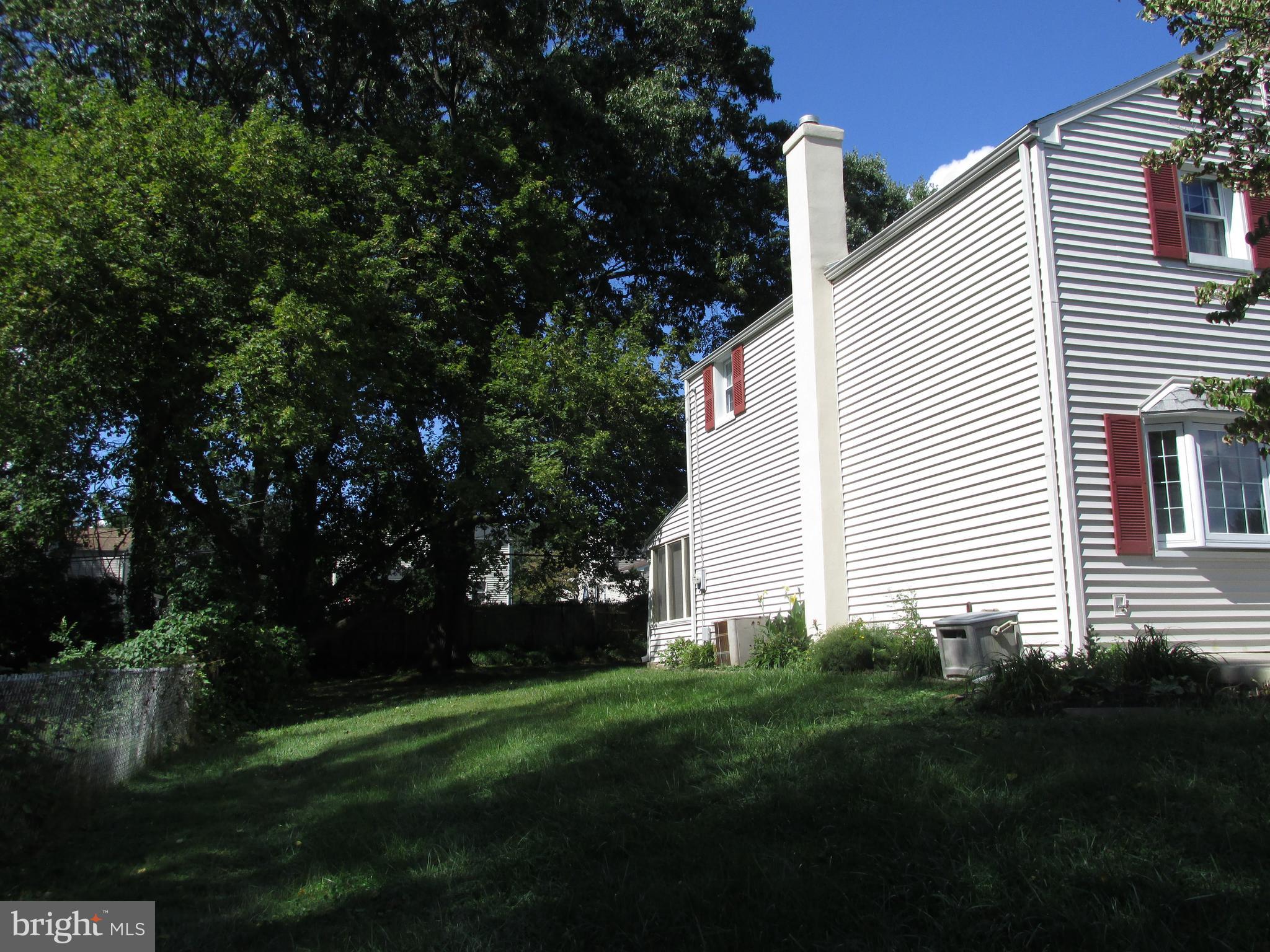 209 Lyster Road Oreland, PA 19075 - Photo 5 of 53 Gallery Image 5