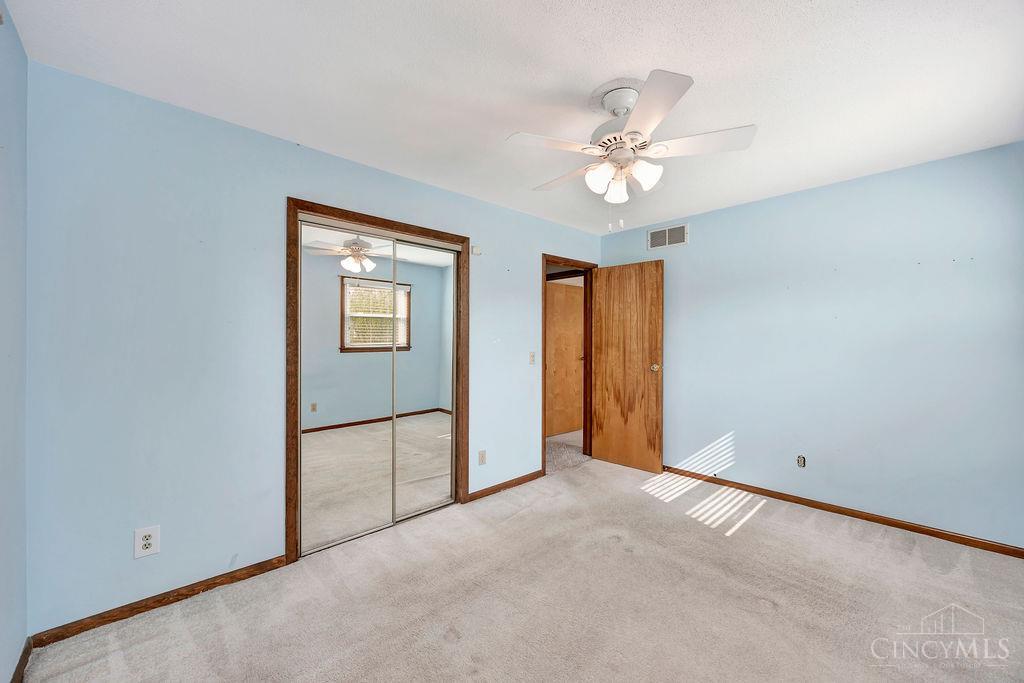 712 West Taylor School Road Hamilton, OH 45013 - Photo 25 of 47