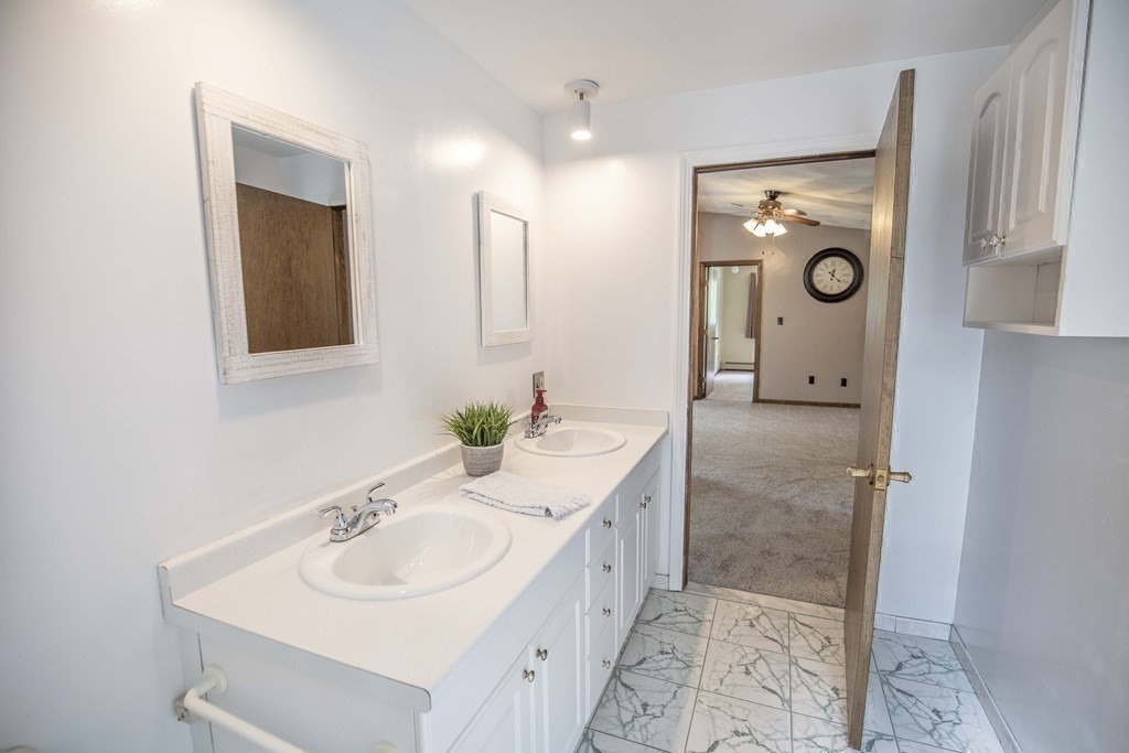 13 Sylvan Road Billerica, MA 01821 - Photo 29 of 41