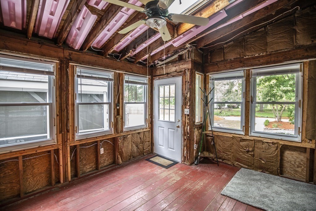 13 Sylvan Road Billerica, MA 01821 - Photo 31 of 41