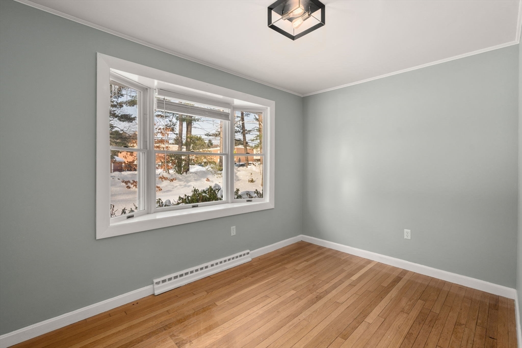 48 Butler Street Salem, NH 03079 - Photo 7 of 21