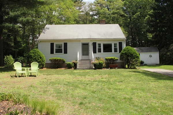 30 Dunster Road Bedford, MA 01730 - Photo 2 of 15 Gallery Image 2