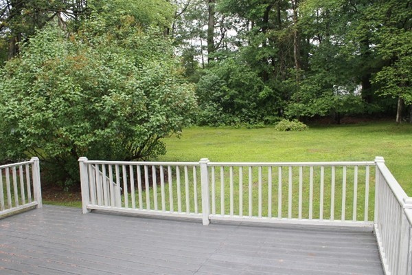 30 Dunster Road Bedford, MA 01730 - Photo 9 of 15 Gallery Image 9