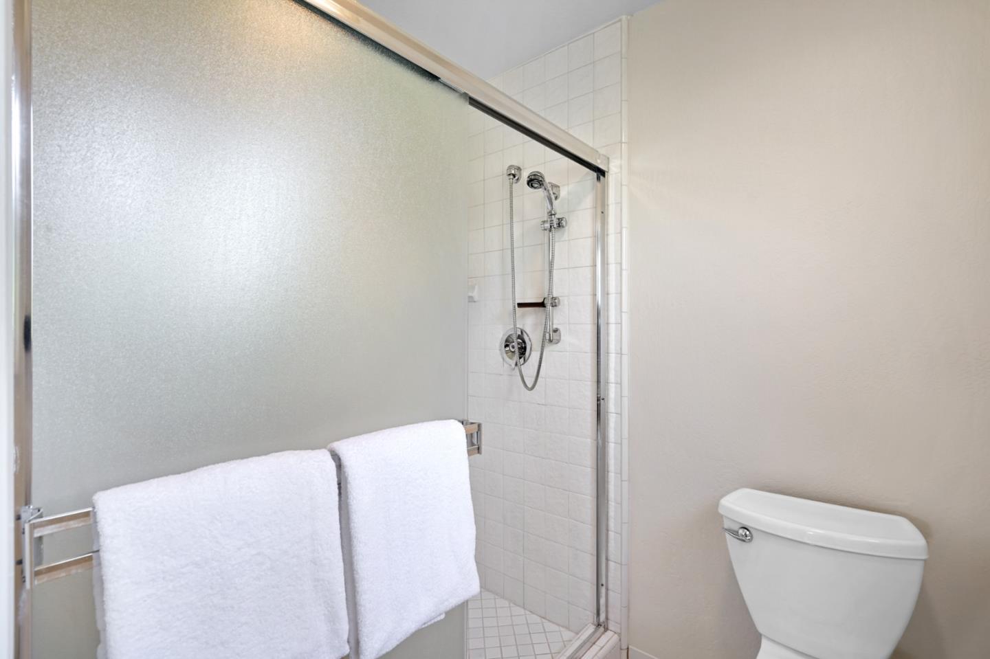 935 Riverside Drive Los Altos, CA 94024 - Photo 21 of 45 Gallery Image 21