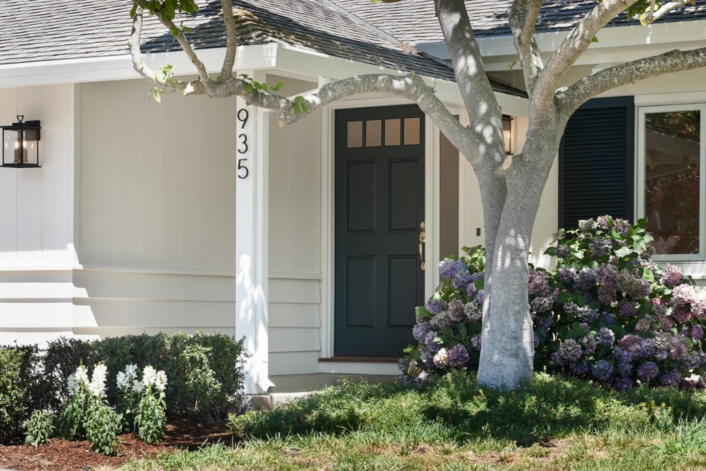 935 Riverside Drive Los Altos, CA 94024 - Photo 3 of 45 Gallery Image 3