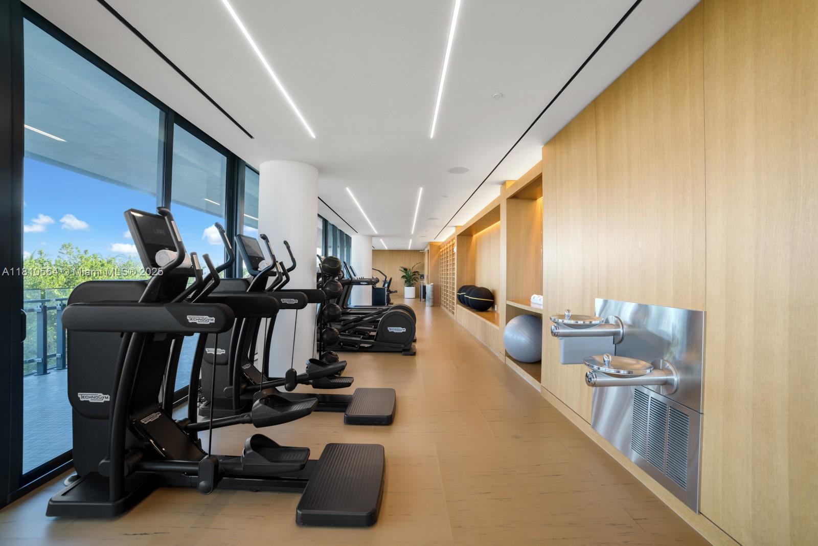 8701 Collins Avenue, Unit 905 Miami Beach, FL 33154 - Photo 61 of 80