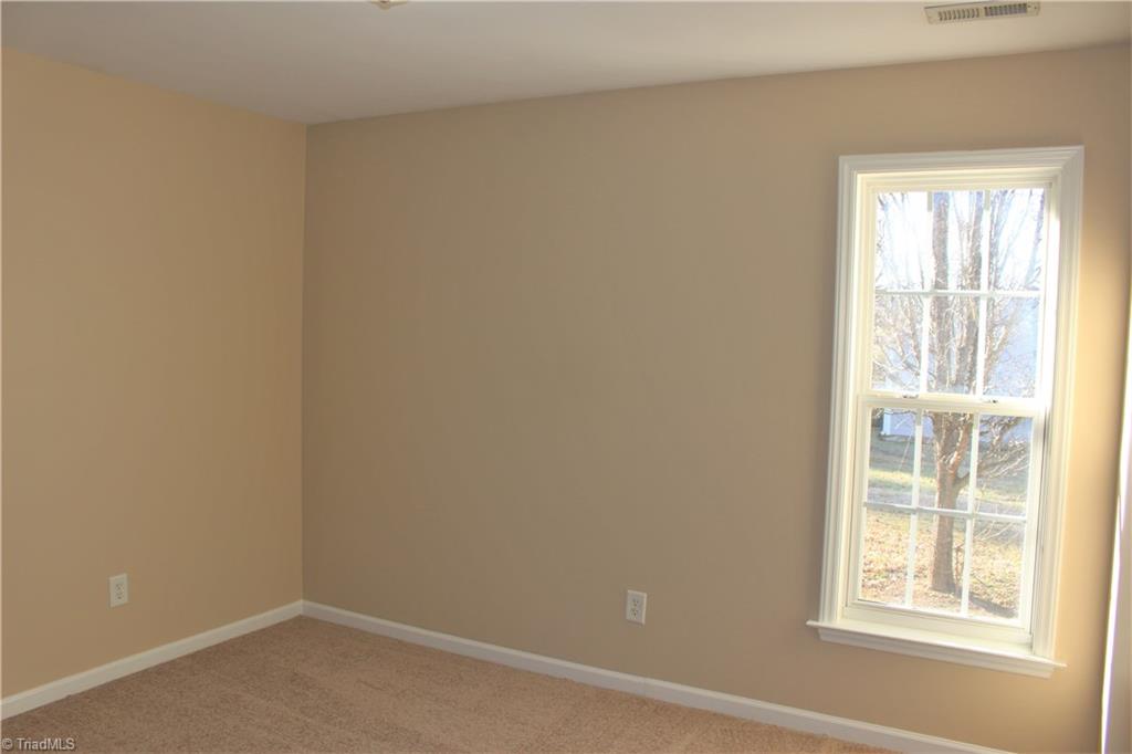 659 Bailey Road Winston-Salem, NC 27107 - Photo 9 of 16 Gallery Image 9