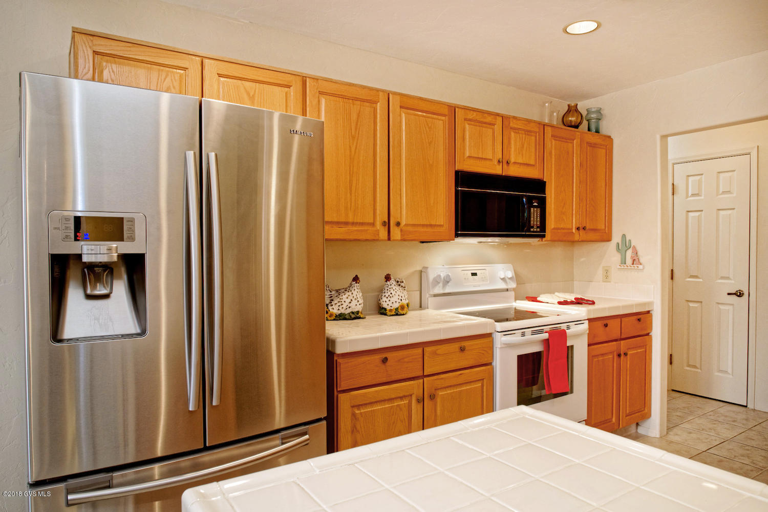 737 West Rio Moctezuma Green Valley, AZ 85614 - Photo 4 of 27 Gallery Image 4