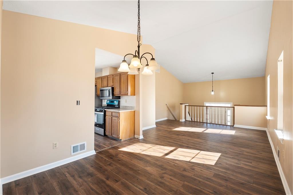 3251 Hunters Crossing Point Lithonia, GA 30038 - Photo 5 of 23