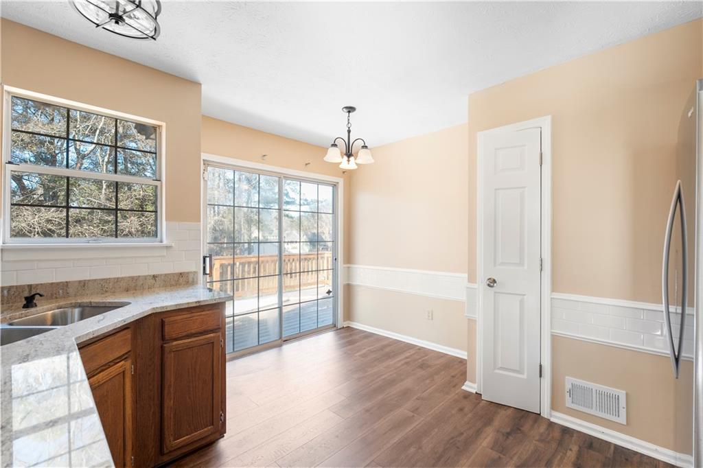 3251 Hunters Crossing Point Lithonia, GA 30038 - Photo 9 of 23