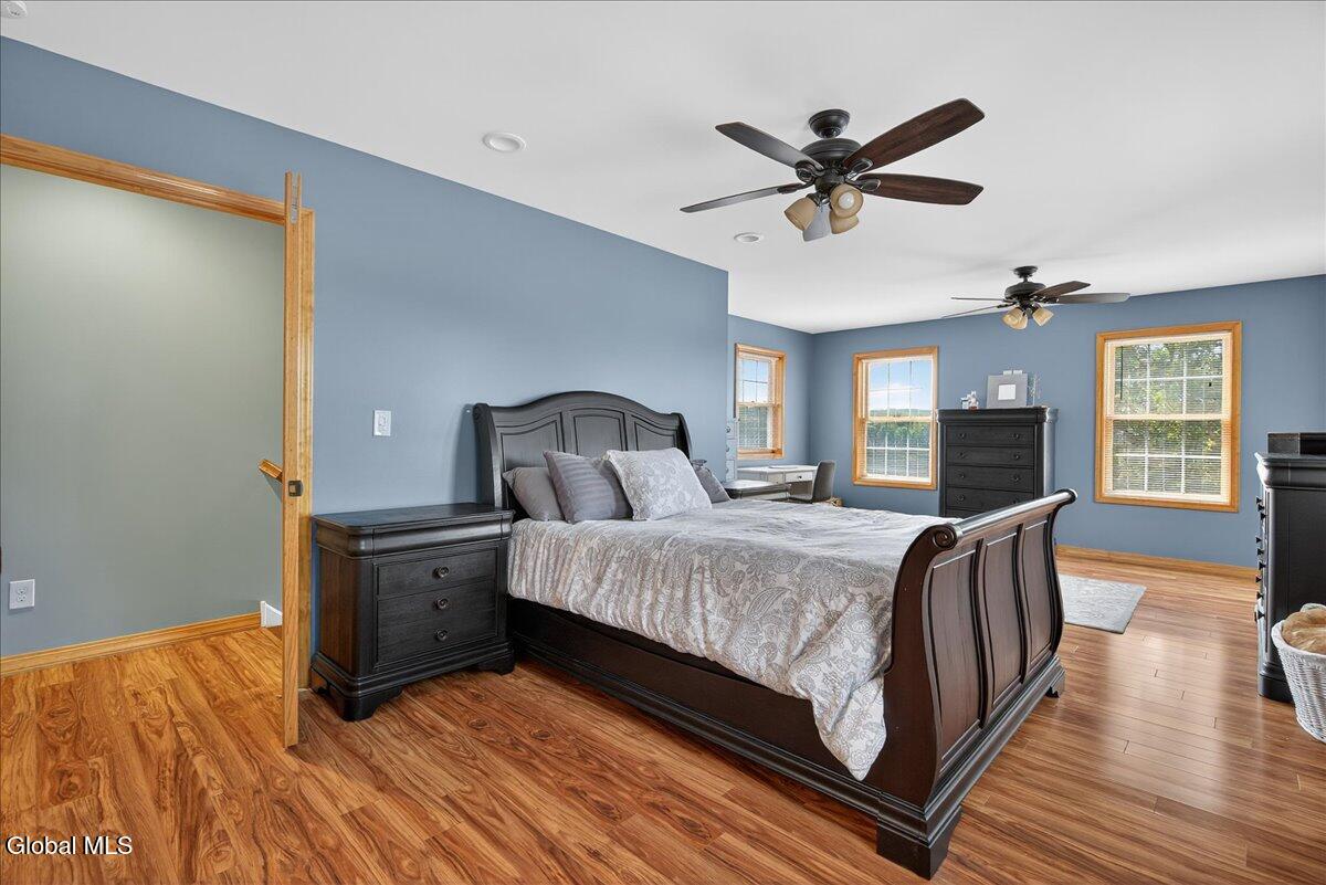 2921 River Road Melrose, NY 12121 - Photo 7 of 57 58-2921 RIVER RD-32