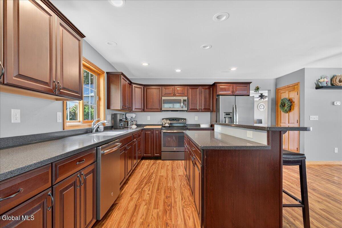 2921 River Road Melrose, NY 12121 - Photo 10 of 57 48-2921 RIVER RD-22