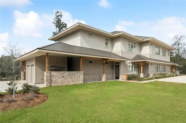 $595,000 | 143 Golf Cottage Drive, Unit 3B, Abita Springs, LA 70420