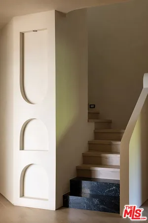 $16,499,999 | 16401 Mulholland Drive, Los Angeles, CA 90049