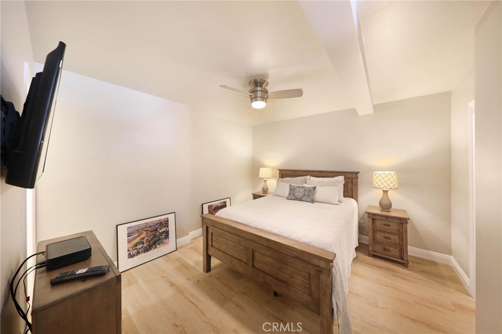 327 3rd Street, Unit R Laguna Beach, CA 92651 - Photo 6 of 10