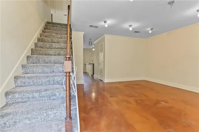 $1,295 | 2663 Toulon Drive, Baton Rouge, LA 70816