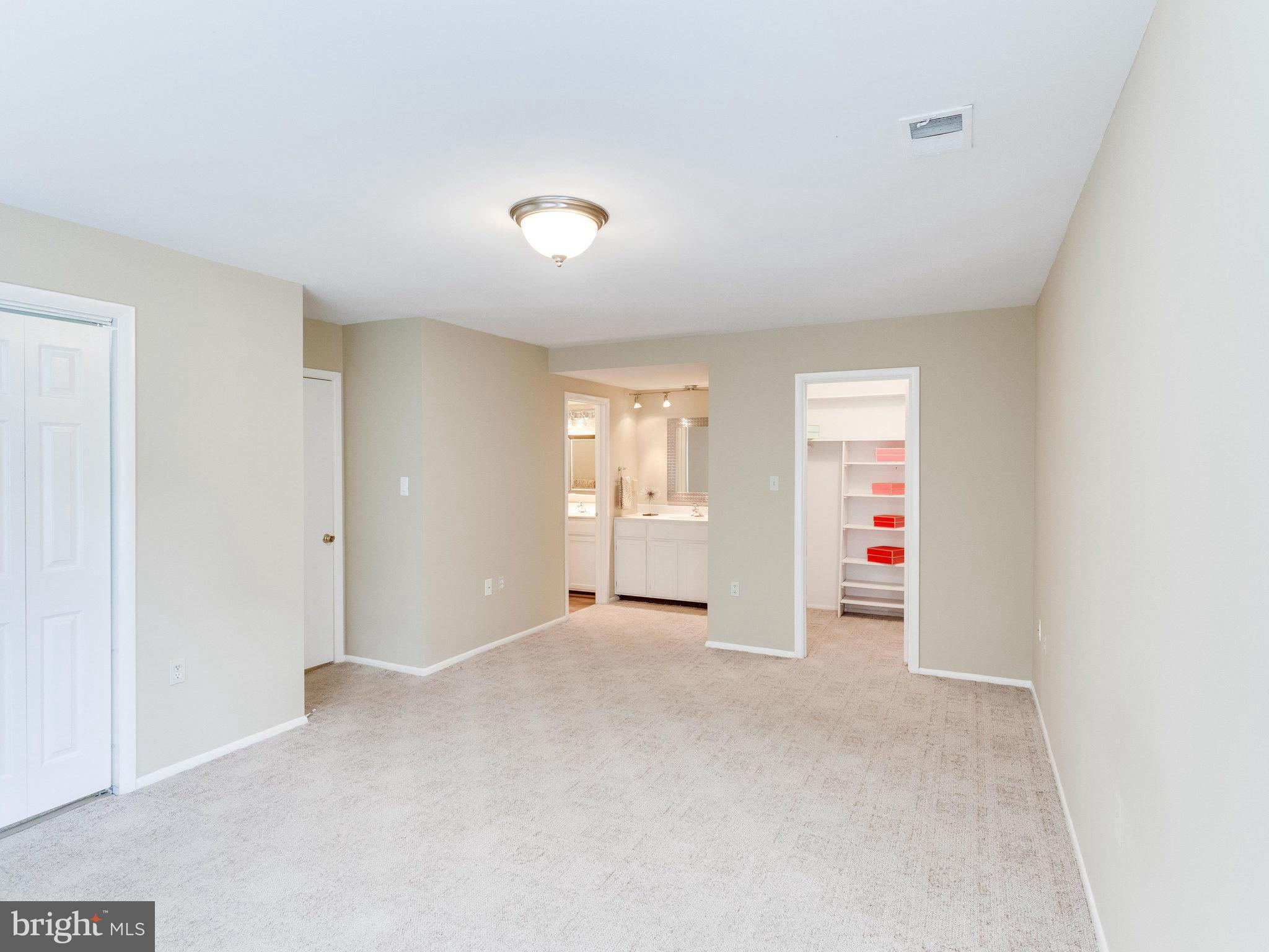 5926 Hall Street Springfield, VA 22152 - Photo 17 of 24 Bedroom (Master)