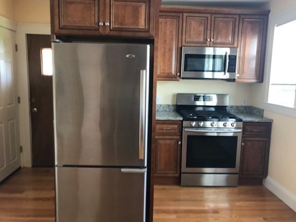 17 Clewley Road, Unit 1 Medford, MA 02155 - Photo 4 of 13