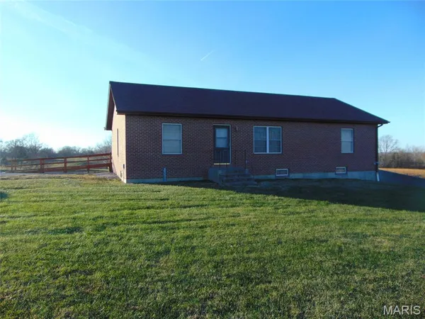 $349,000 | 44 Budd Road, Alto Pass, IL 62905
