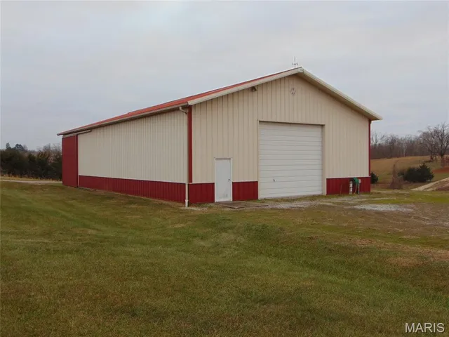 $399,000 | 44 Budd Road, Alto Pass, IL 62905