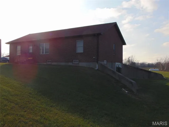 $399,000 | 44 Budd Road, Alto Pass, IL 62905