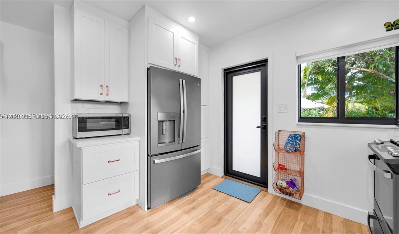 375 Southwest 32nd Road Miami, FL 33129 - Photo 10 of 27