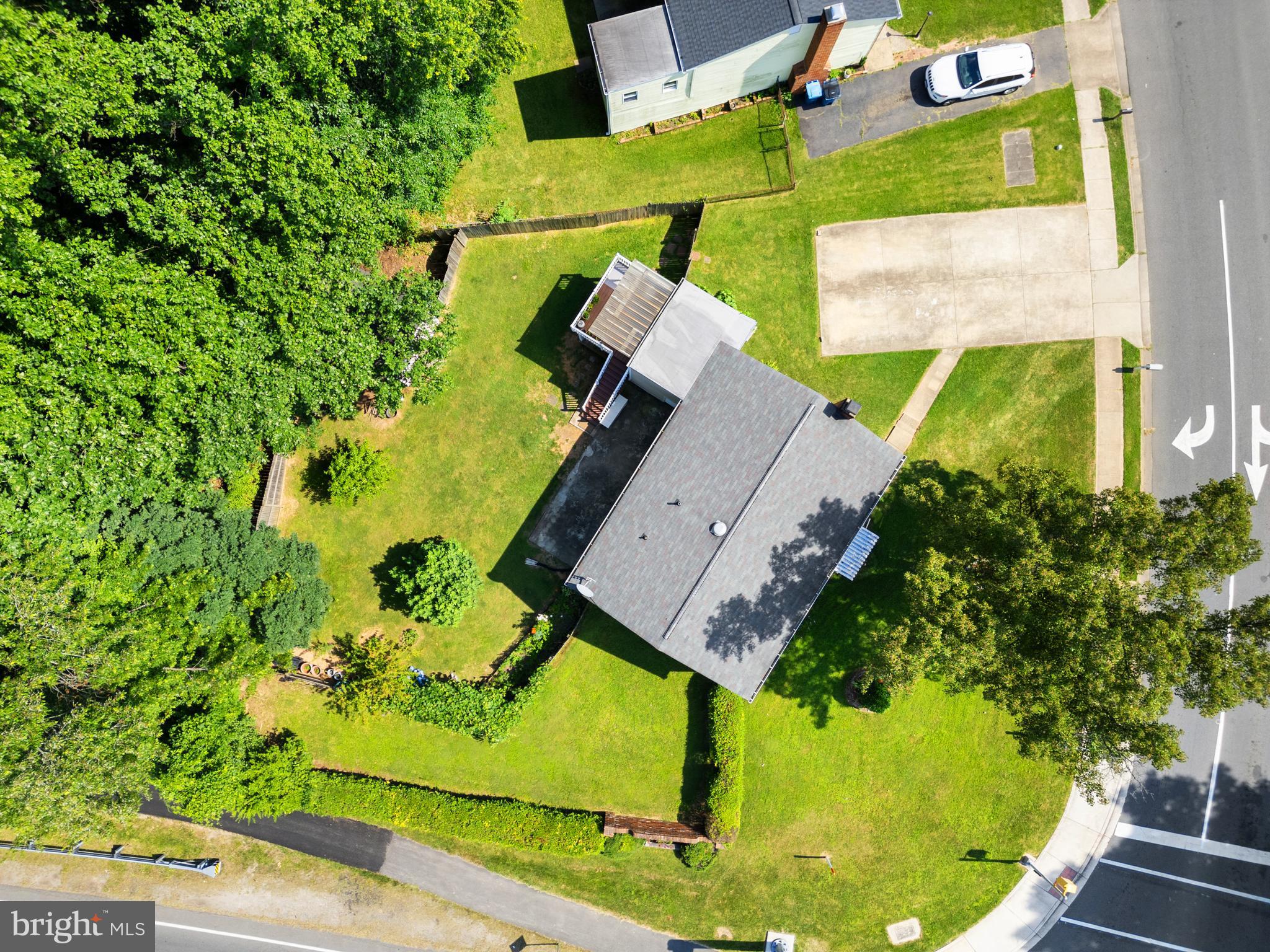 13601 Lindendale Road Woodbridge, VA 22193 - Photo 42 of 45