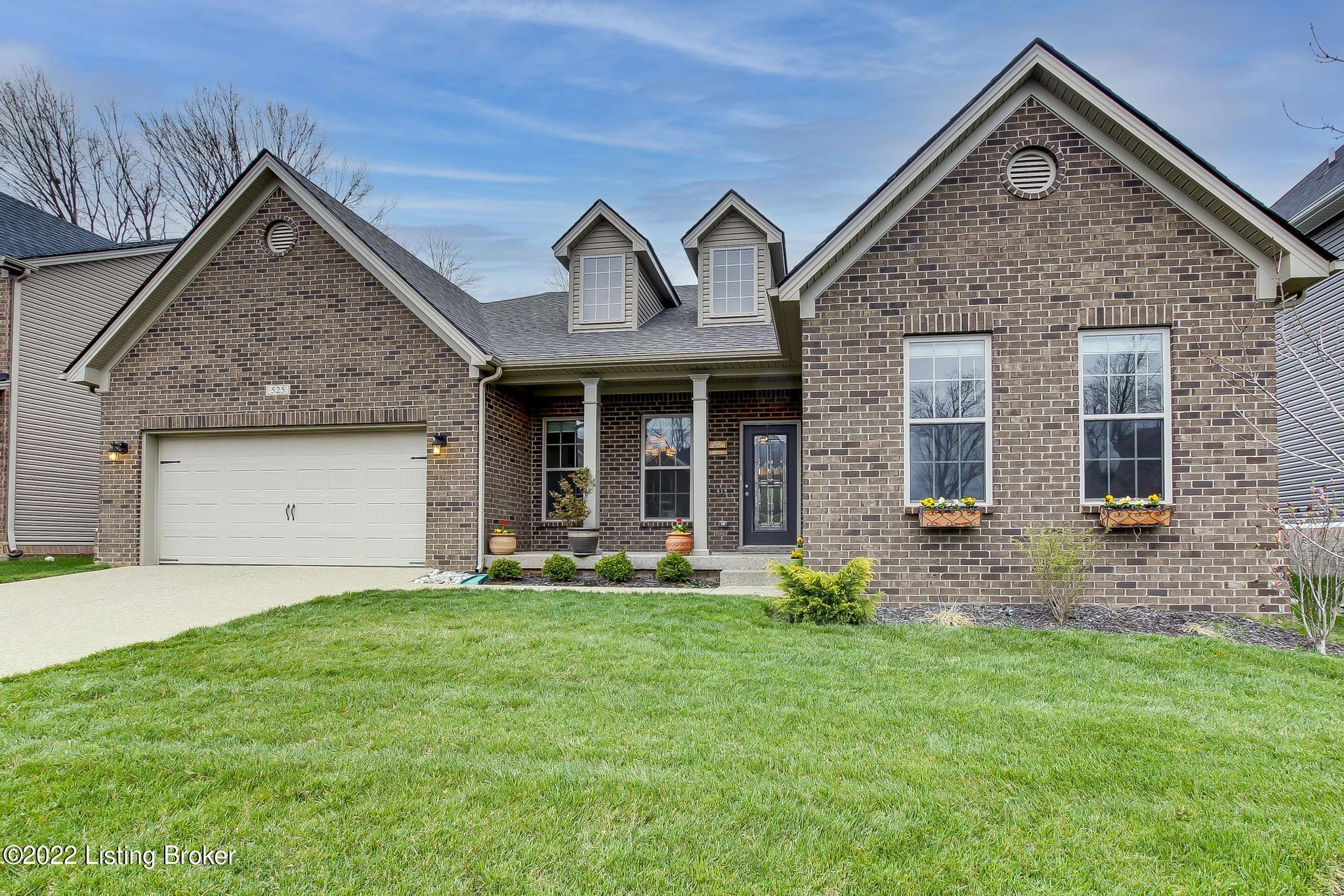 525 Wooded Falls Road Louisville, KY 40243 - Photo 3 of 50 525_WoodedFallsRd_40243_552