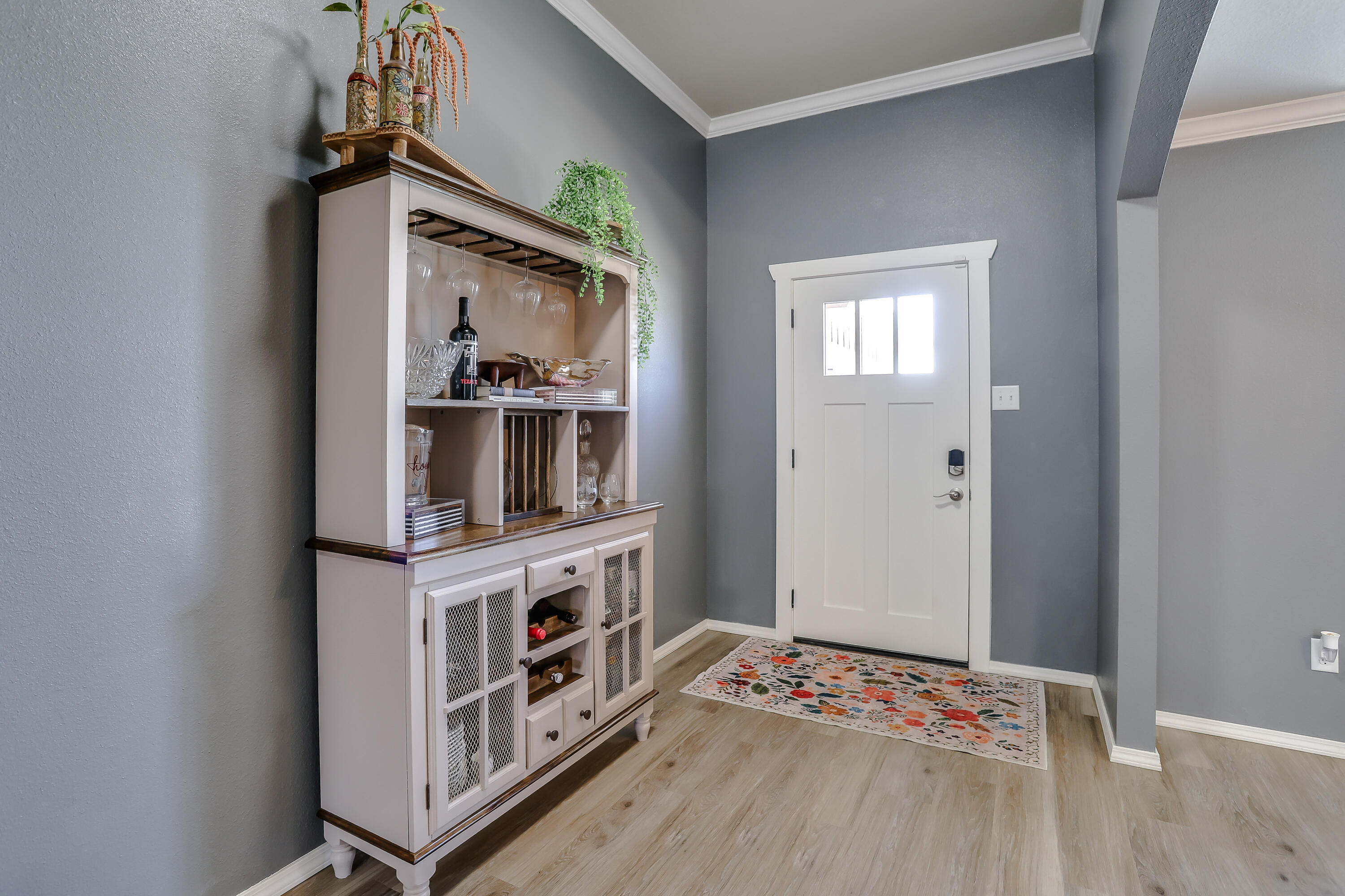 7633 85th Street Lubbock, TX 79424 - Photo 2 of 18 7633-101