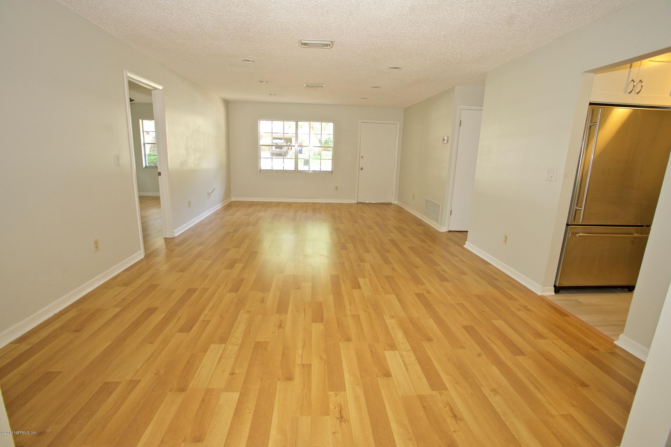 1054 San Remo Road St. Augustine, FL 32086 - Photo 24 of 37 FamilyRoom10