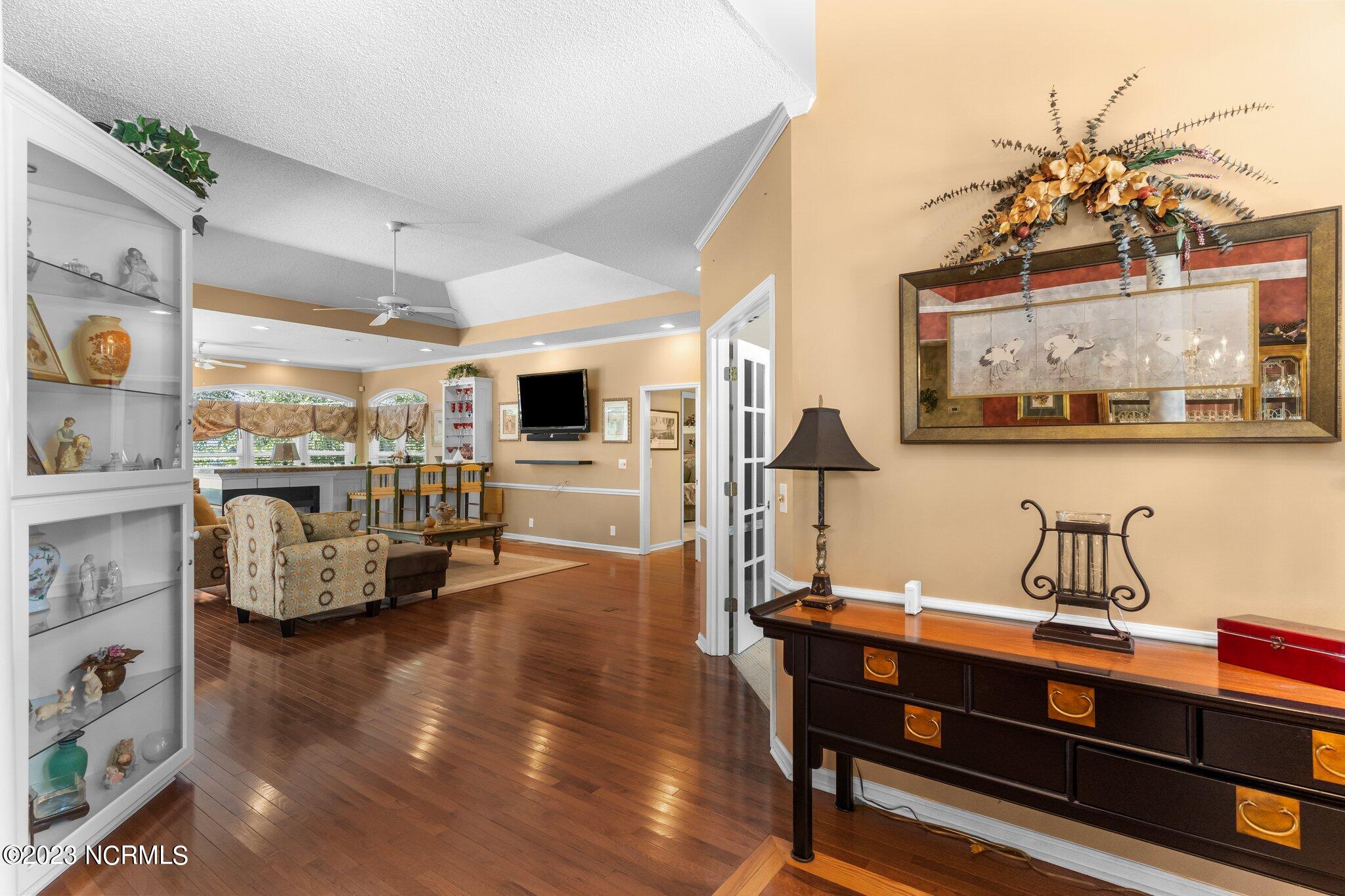 209 Rice Mill Circle Sunset Beach, NC 28468 - Photo 3 of 53 Foyer