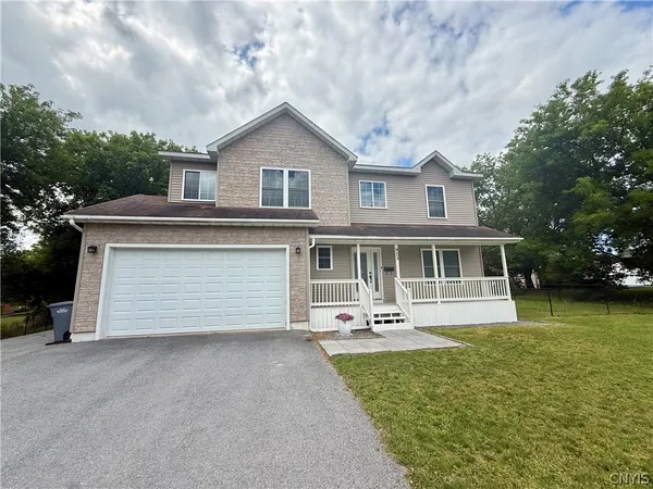 $3,000 | 923 Emmett Street, Watertown, NY 13601