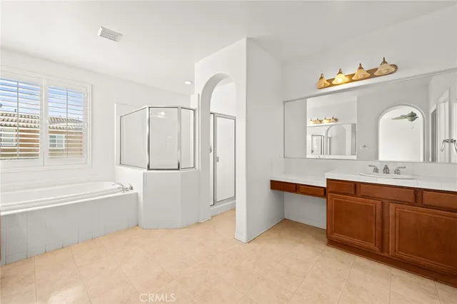 $4,000 | 31359 Bluebeech Court, Temecula, CA 92592