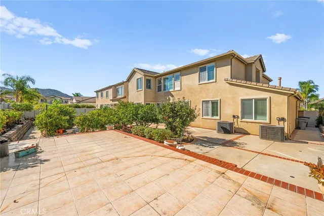 $4,000 | 31359 Bluebeech Court, Temecula, CA 92592