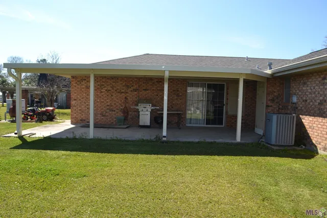 $190,000 | 163 Comeaux Drive, Lockport, LA 70374