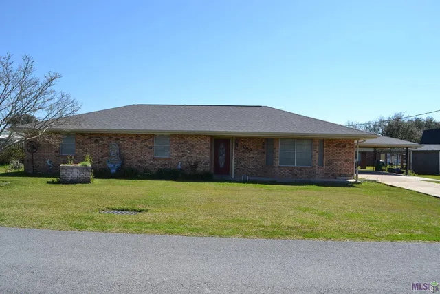 $190,000 | 163 Comeaux Drive, Lockport, LA 70374
