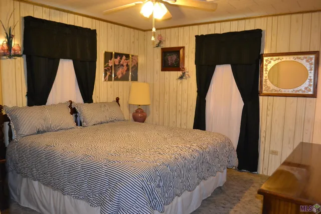 $190,000 | 163 Comeaux Drive, Lockport, LA 70374