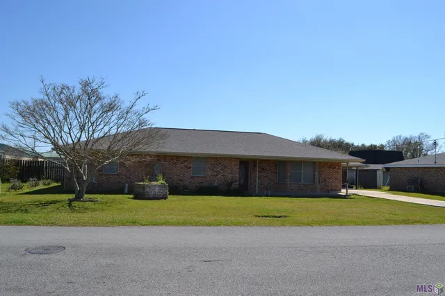 $190,000 | 163 Comeaux Drive, Lockport, LA 70374