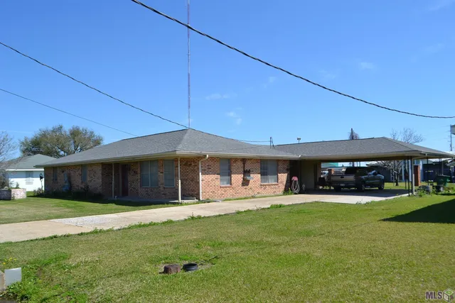 $190,000 | 163 Comeaux Drive, Lockport, LA 70374