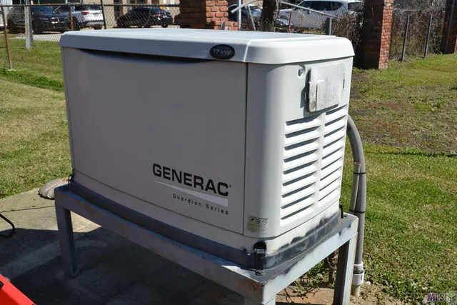 $190,000 | 163 Comeaux Drive, Lockport, LA 70374