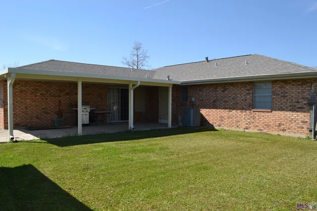 $190,000 | 163 Comeaux Drive, Lockport, LA 70374