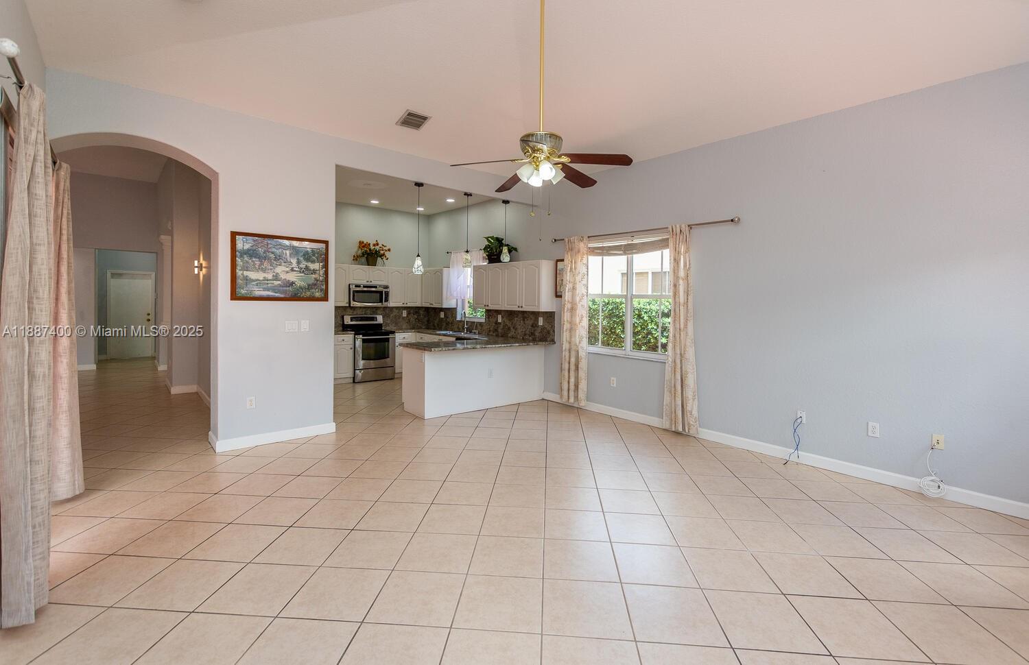 16230 Southwest 36th Street Miramar, FL 33027 - Photo 13 of 64