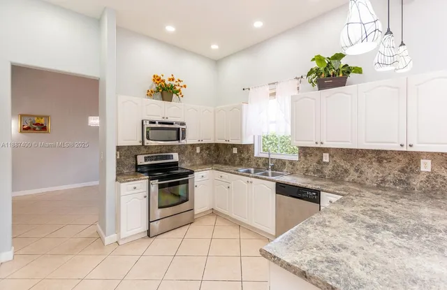 $3,800 | 16230 Southwest 36th Street, Miramar, FL 33027