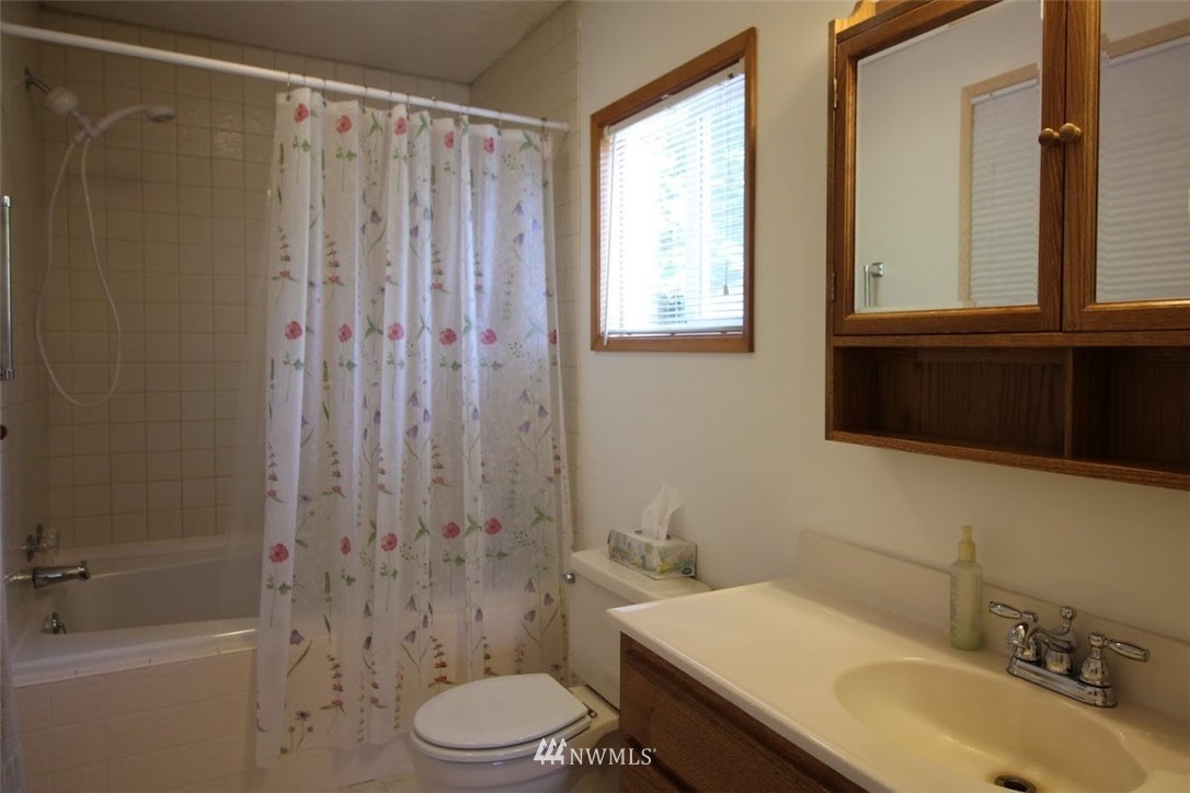 6226 Waldrick Road Southeast Olympia, WA 98513 - Photo 20 of 25 Gallery Image 20