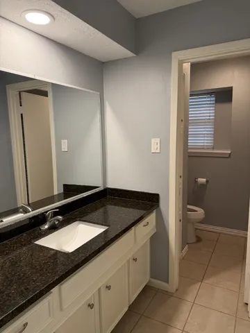 $2,100 | 717 Blue Ridge Drive, Shenandoah, TX 77381