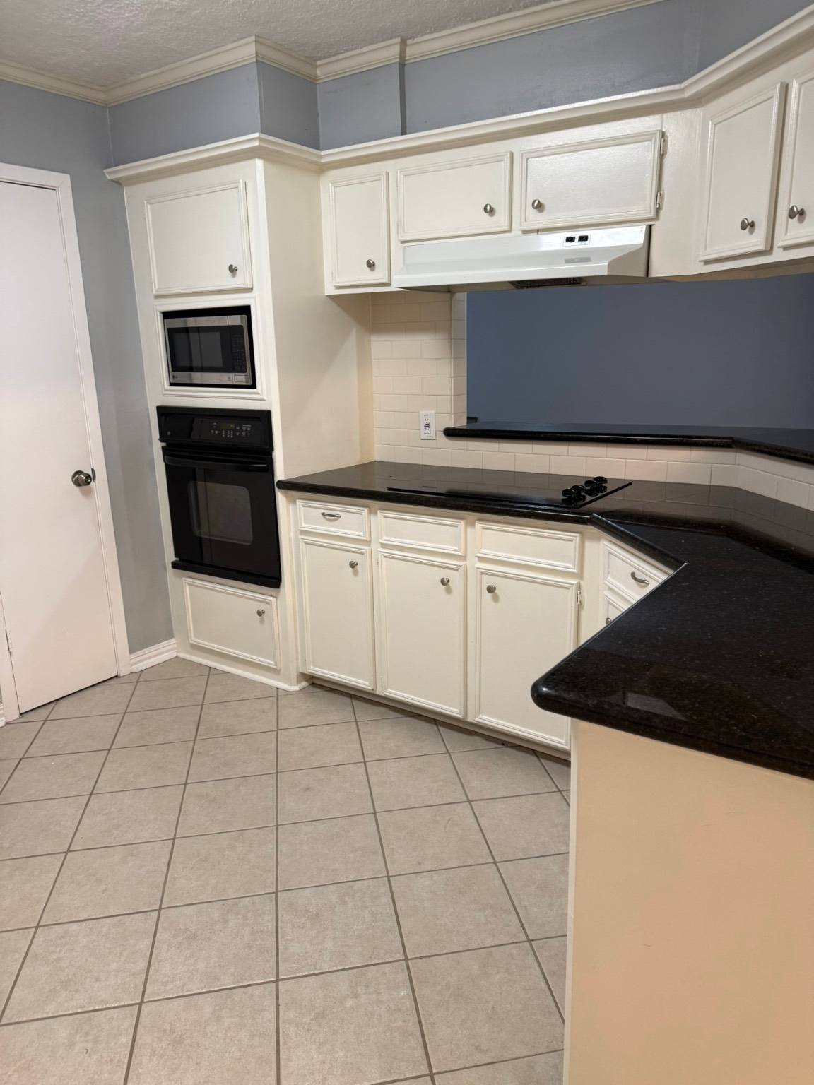 717 Blue Ridge Drive Shenandoah, TX 77381 - Photo 5 of 7