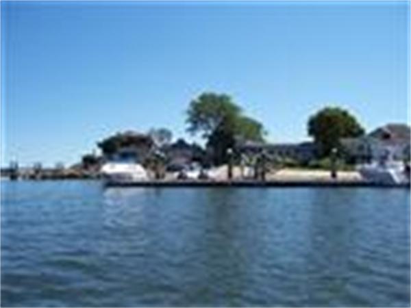 200 Bay Shore Road Barnstable, MA 02601 - Photo 18 of 20 Gallery Image 18